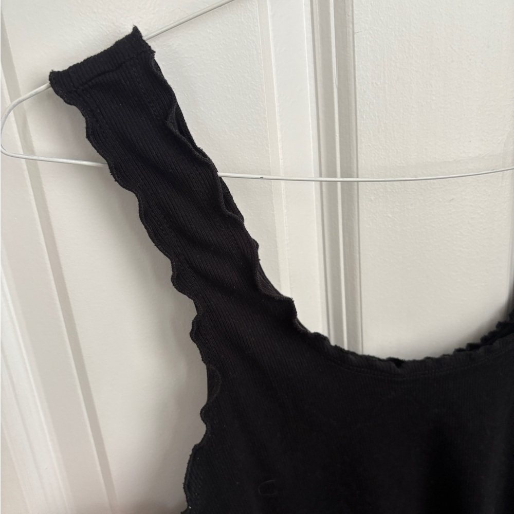 ASOS Ribbed Baddie Grunge Scallop Edge Crop Tank Top Black Whimsigoth - Picture 2 of 4